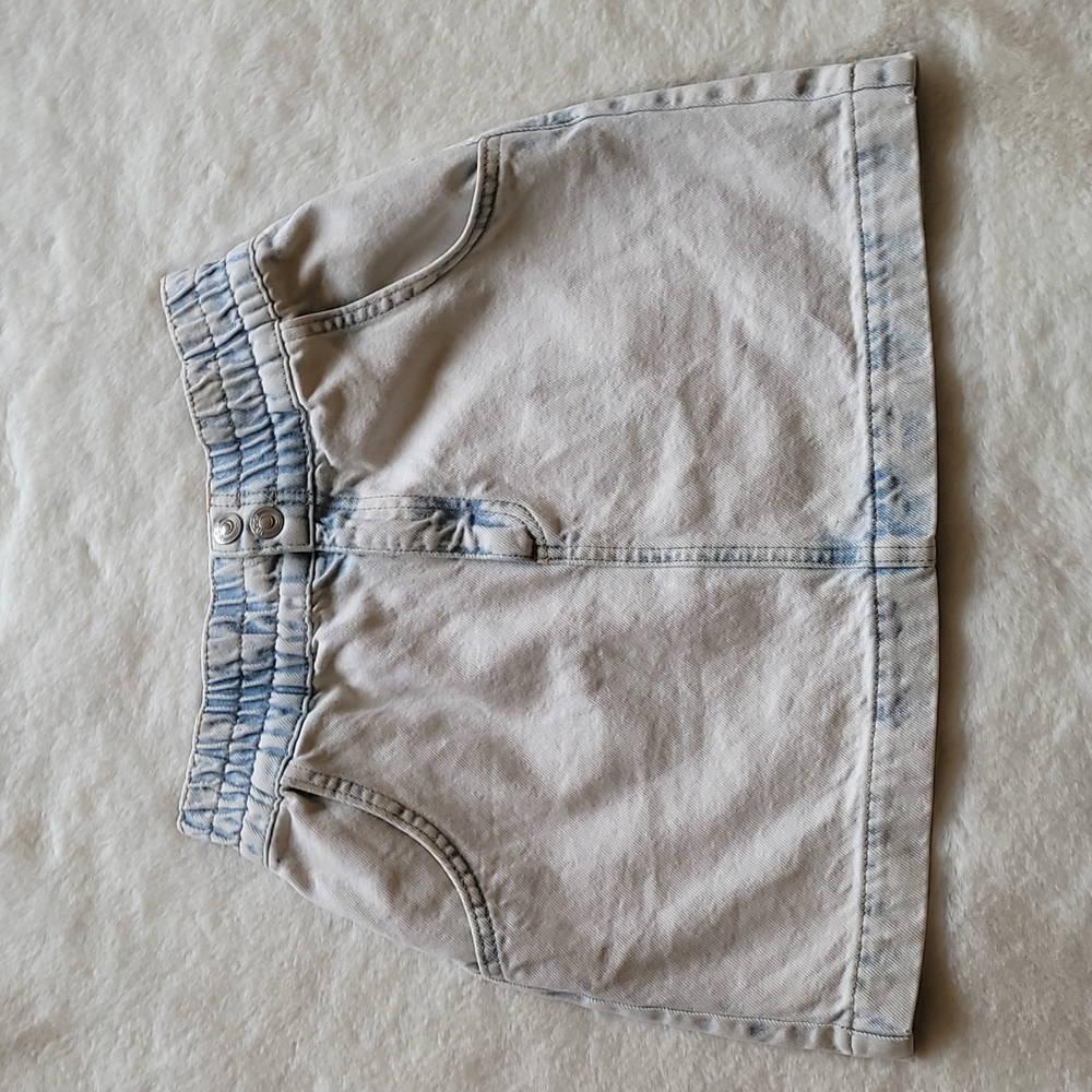 BDG Urban Outfitters Light Acid Wash High Waist 80's 90's Denim Mini Skirt
